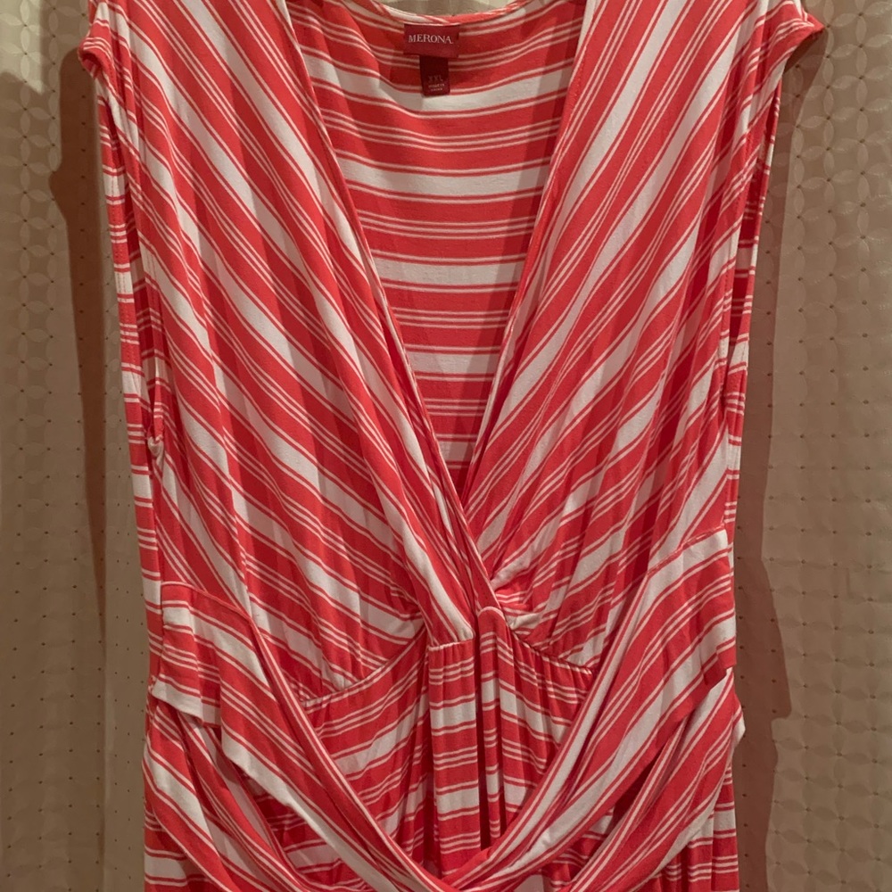 Women’s Coral Knit Dress - Picture 3 of 5